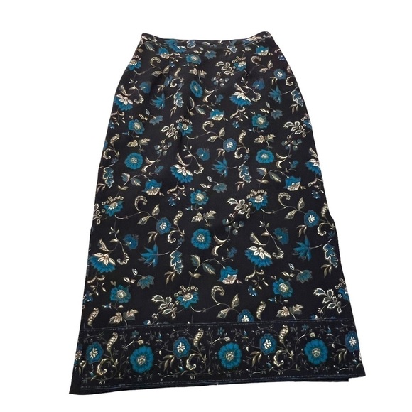 Briggs New York Dresses & Skirts - Briggs Women's Size Medium Petite Midi Skirt Black Blue Floral Side Slits